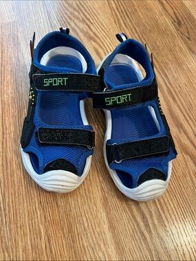 Sporto Blue and Black Kids Sandals with Hook-and-Loop Straps